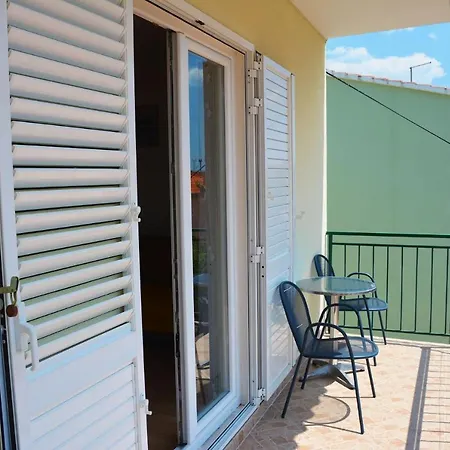Apartment Zrine Makarska